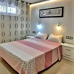 Levante Halcon Luxury Apartamentos