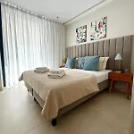 Luxury Beachfront Villa With Private Pool By Leo Apartments