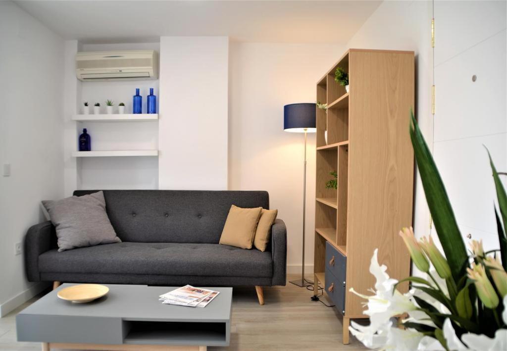 Atico Reformado A 50 Metros De La Playa Apartment