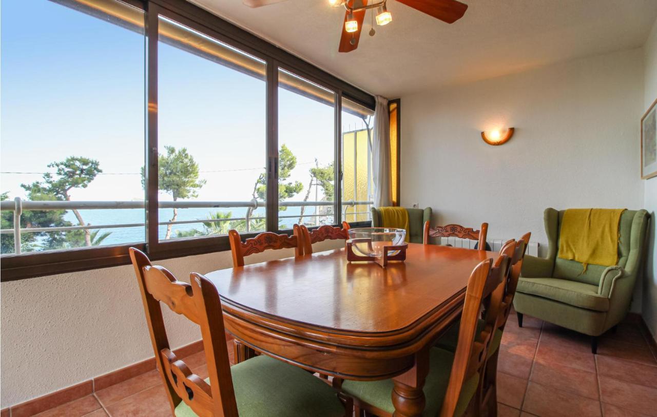 Three-bedroom In Apartment