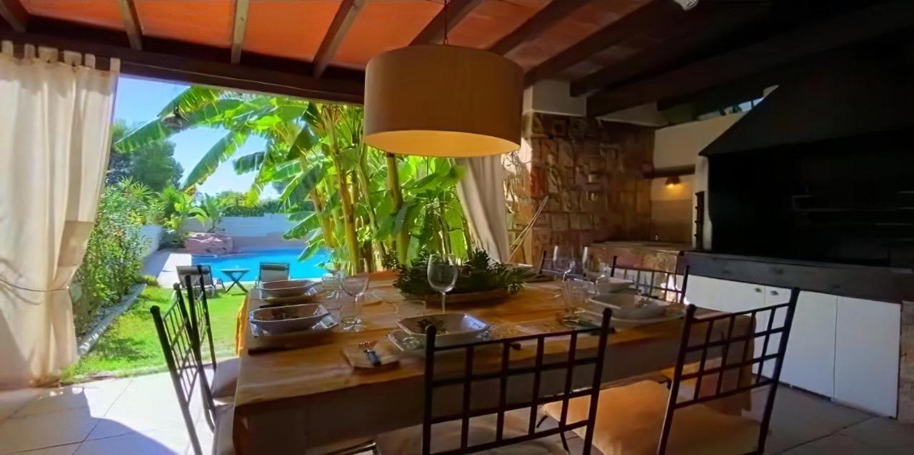 - Kitchen, Pool, Barbecue And Large Garden Habitación en casa particular Benidorm