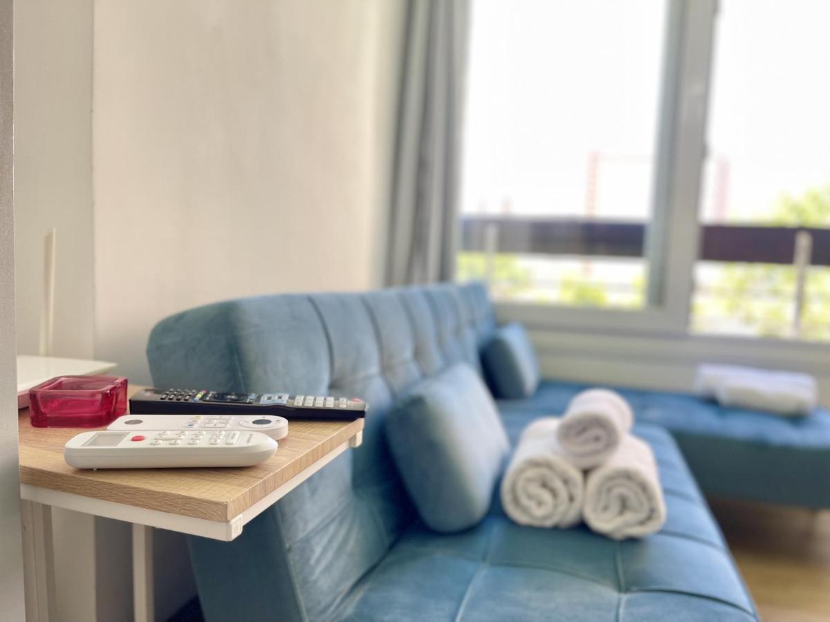 Apartment Cozy And Modern Studio *