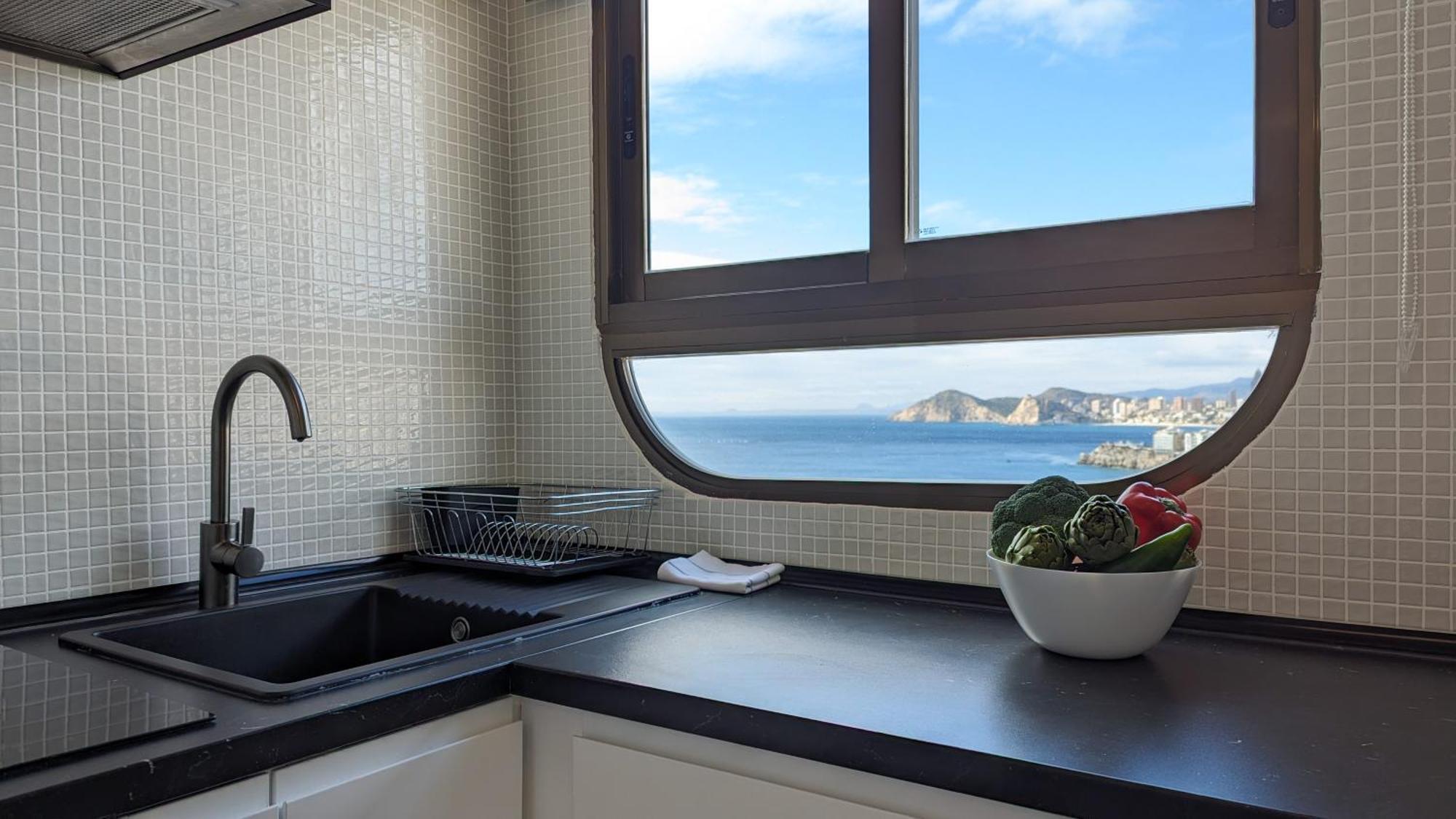 Arenas Sea Front Apartment *