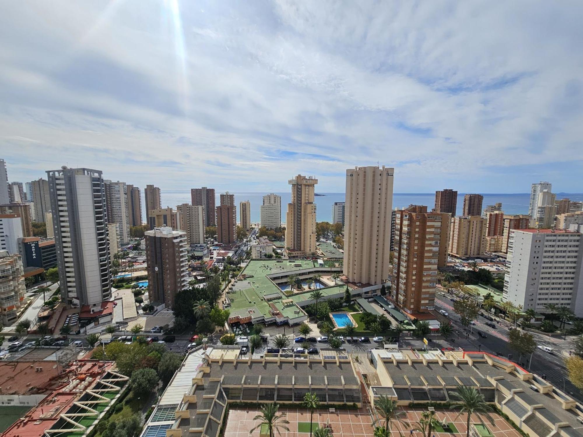 Gemelos Xx 18 If Benidorm