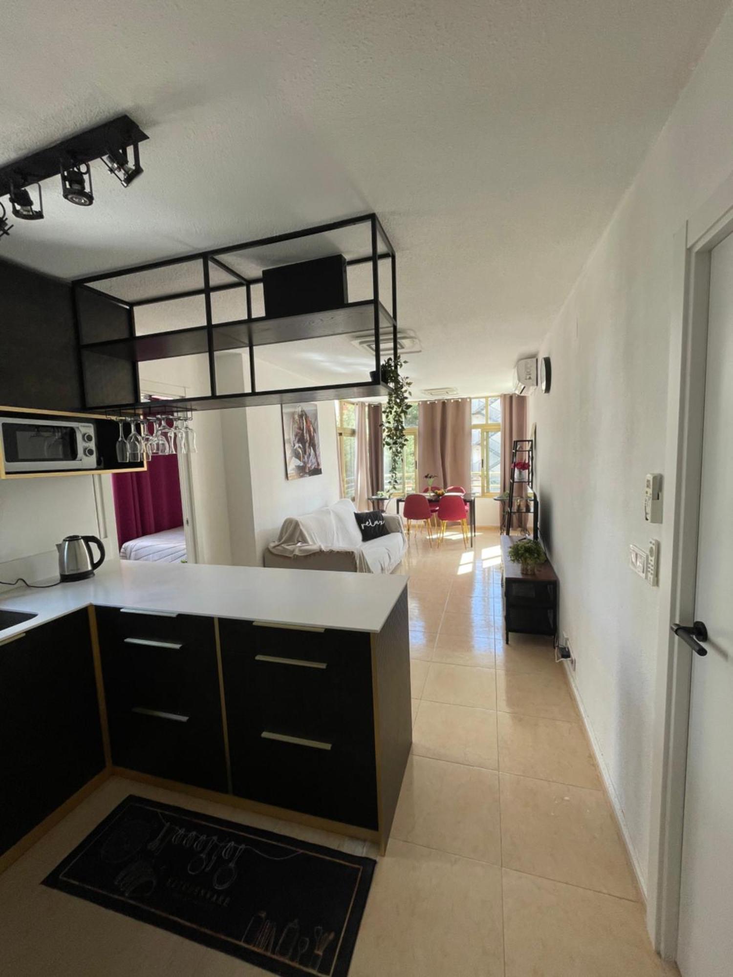 Sunny Place 5 Apartment *