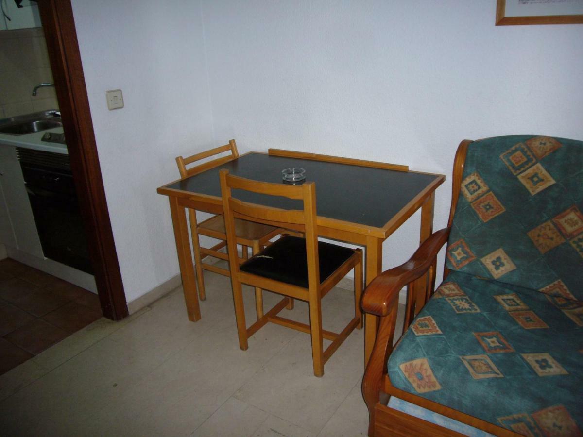 Gemelos 2 - Arena Appartement *
