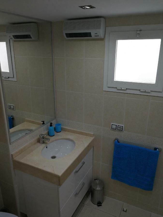 Apartamento Primera Linea De Playa Marina Appartement Benidorm