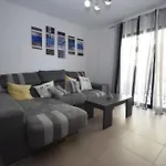 A 5 minutos de la playa - Apartamentos Edimar IX by Sonneil Rentals