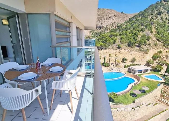 Apartamento soleado con terraza privada
