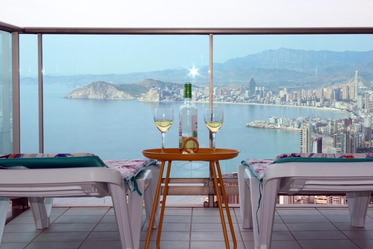 Skyline 33 Two Bedroom With Sea Views *