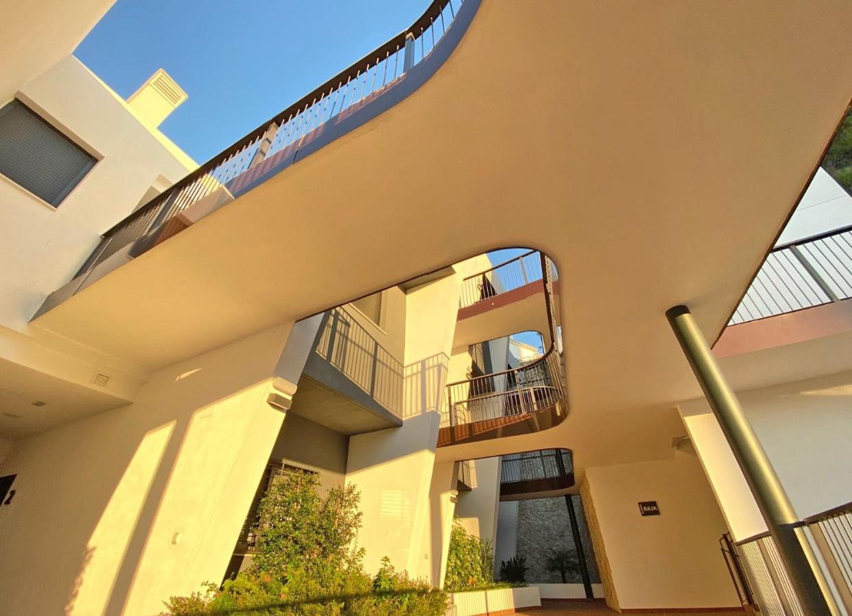 Luxury With Private Hot Tub By Poniente Benidorm