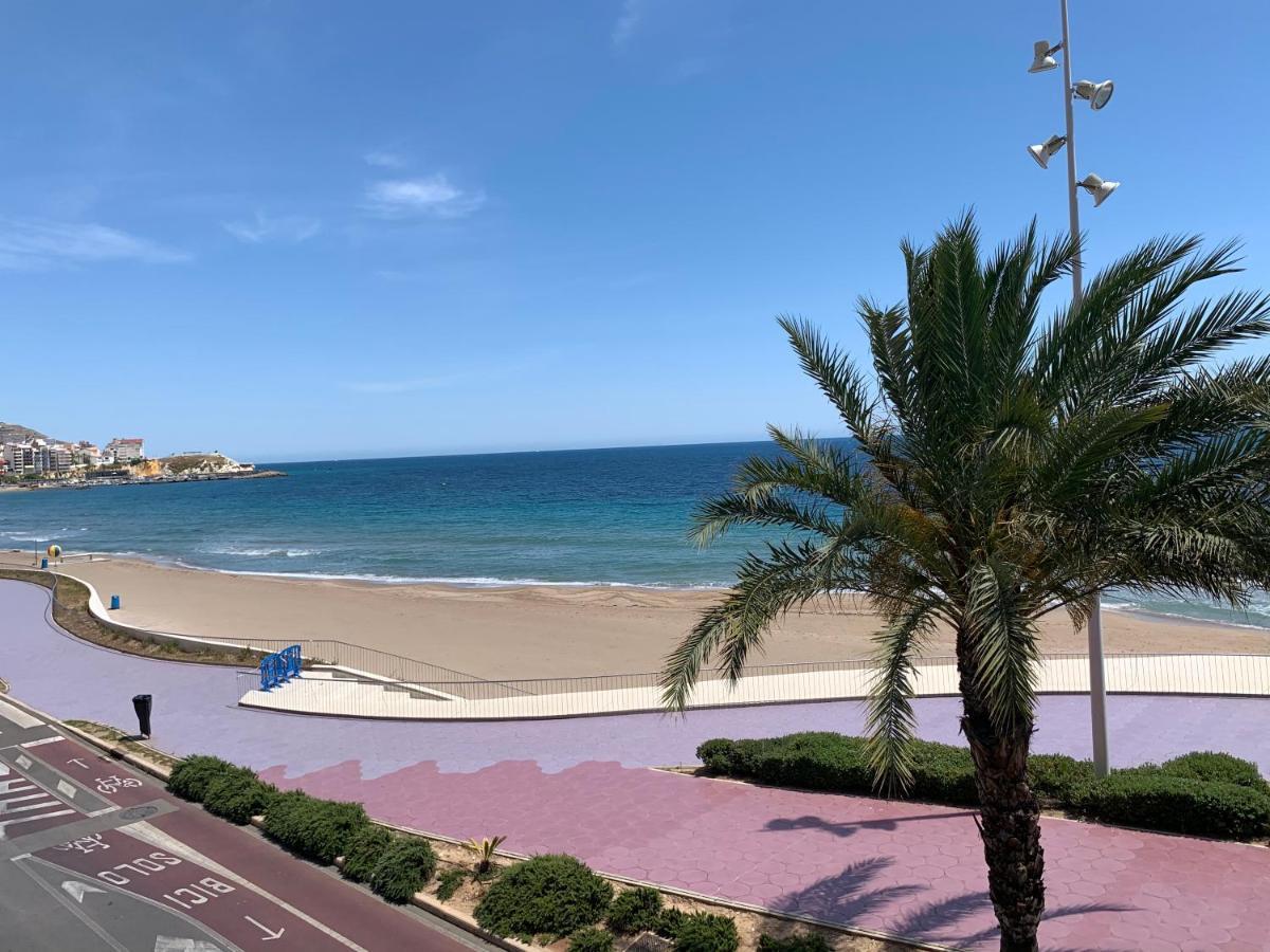 De Lujo En Primera Linea De Playa Apartment *