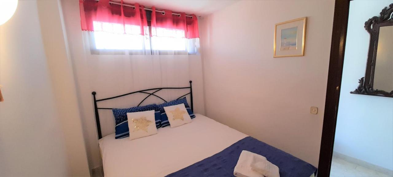 Sea View In Rincon De Loix- Free Parking, Pool, Wi-fi, New Air Conditioning Apartment