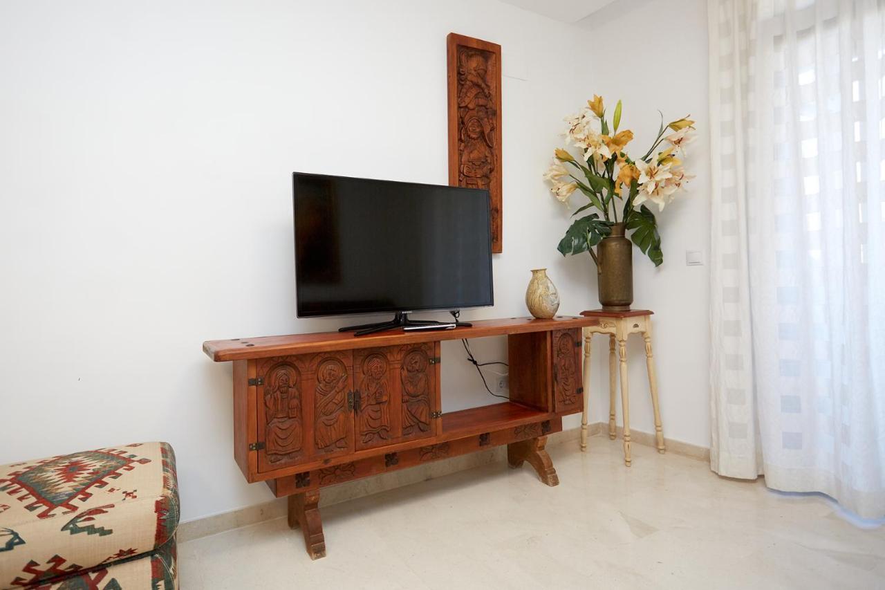 Anfiteatro Apartment *