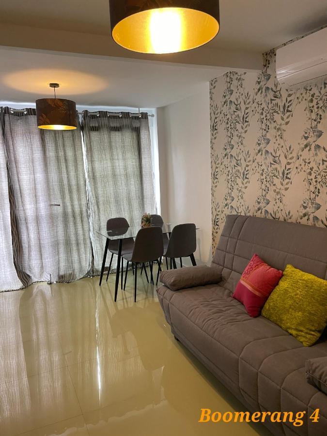 Boomerang Apartment
