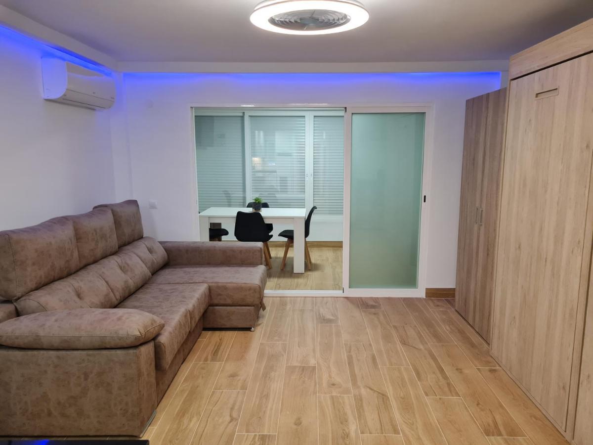 Hany Ducado 11-c Benidorm