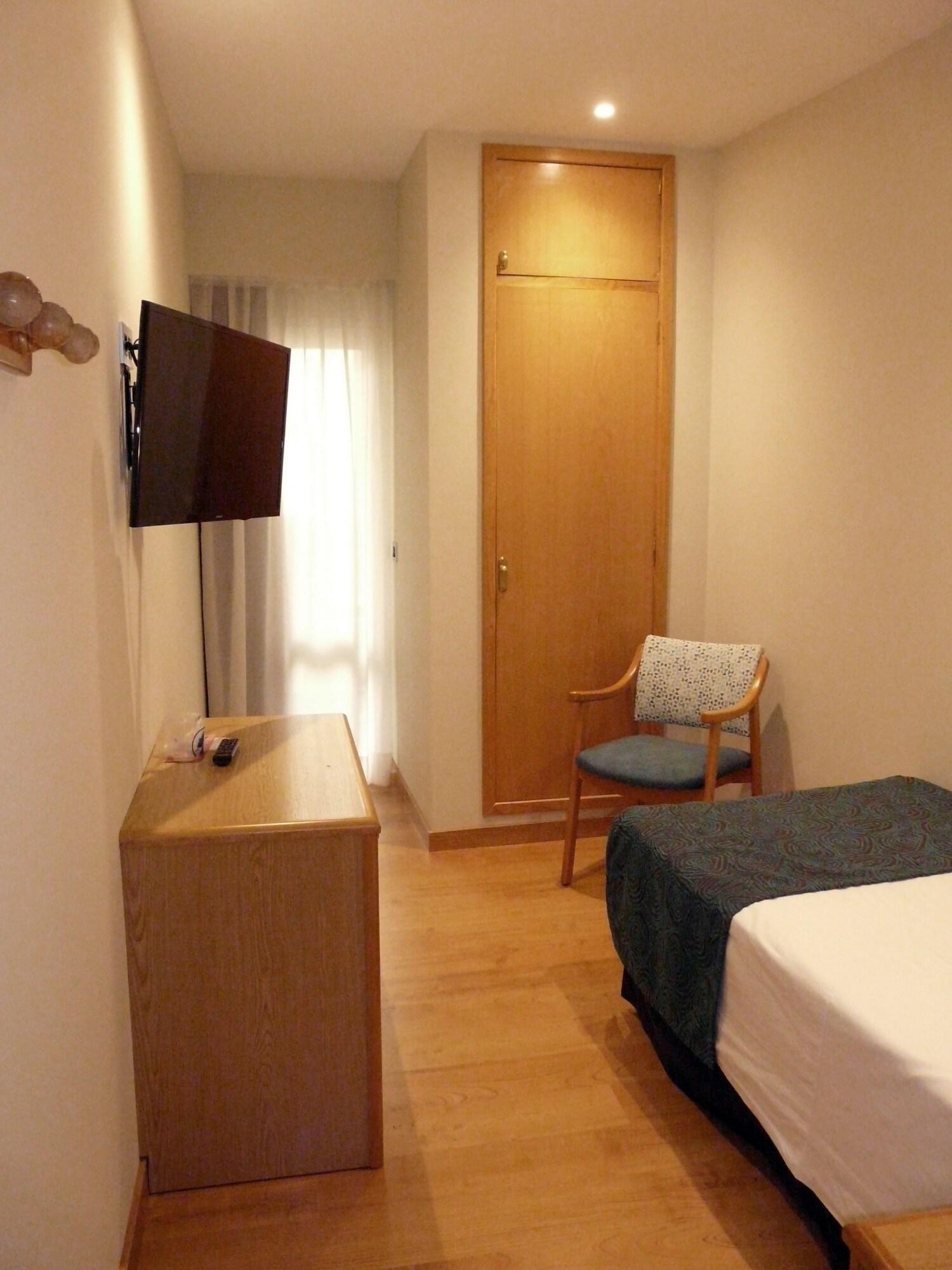 Tanit Hotel