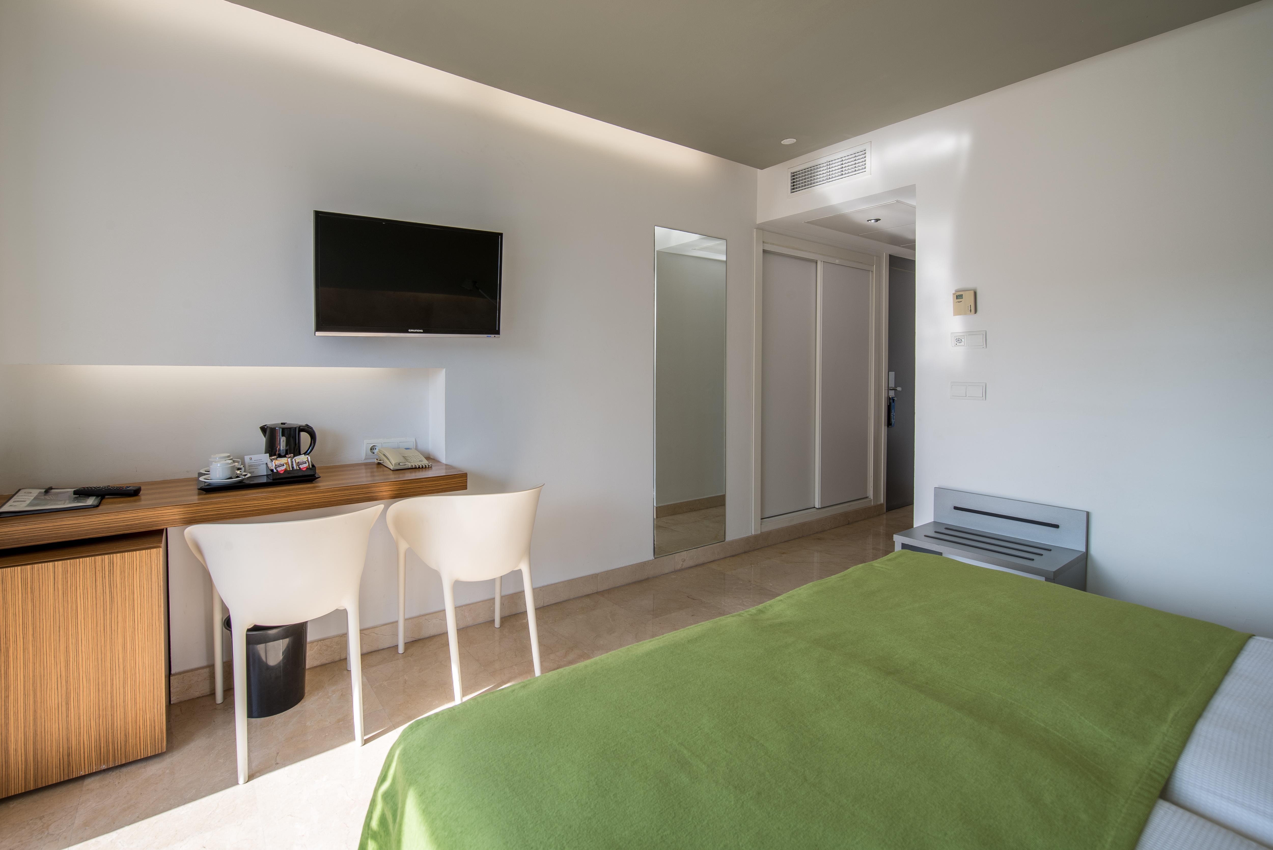 Apartahotel Complejo Belroy 4* Sup 4*