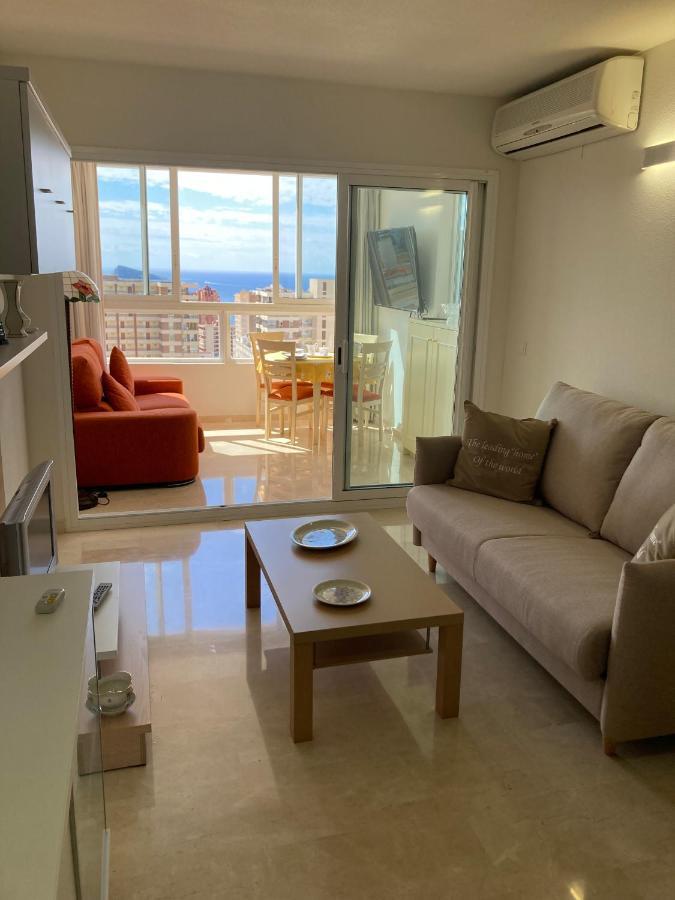 Apartamento Rascacielo Bonito Mirando Al Mar