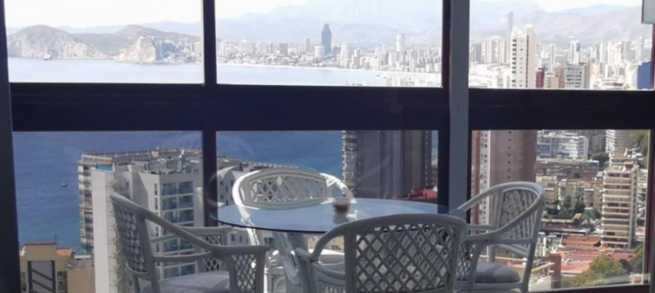 Apto Sm Montecarlo P19 Edif.gemelos 15 Playa Levante Benidorm