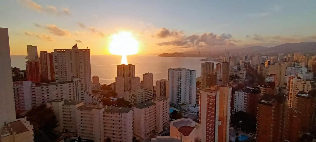 Apto Sm Montecarlo P19 Edif.gemelos 15 Playa Levante Benidorm