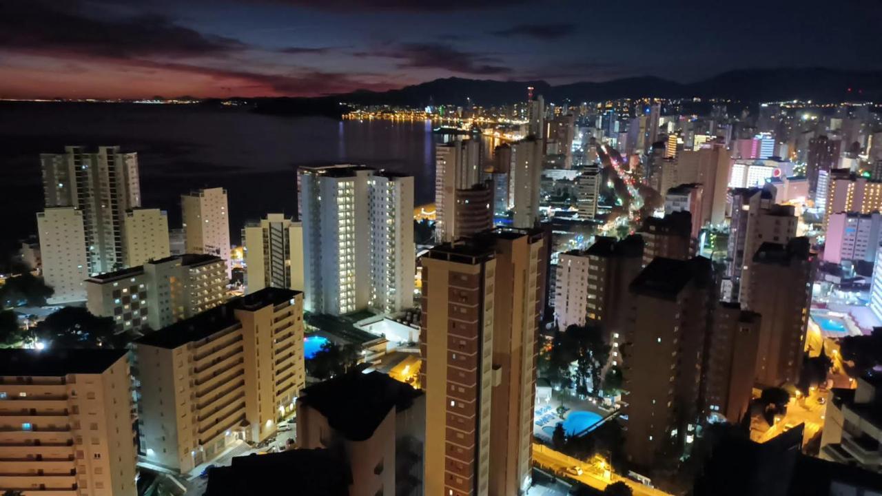 Apto Sm Montecarlo P19 Edif.gemelos 15 Playa Levante Benidorm