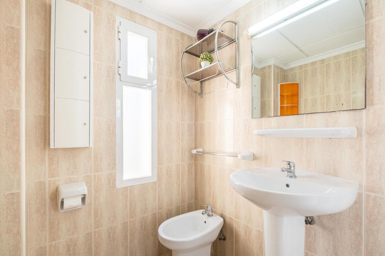 Niza 3-a Levante Apartment