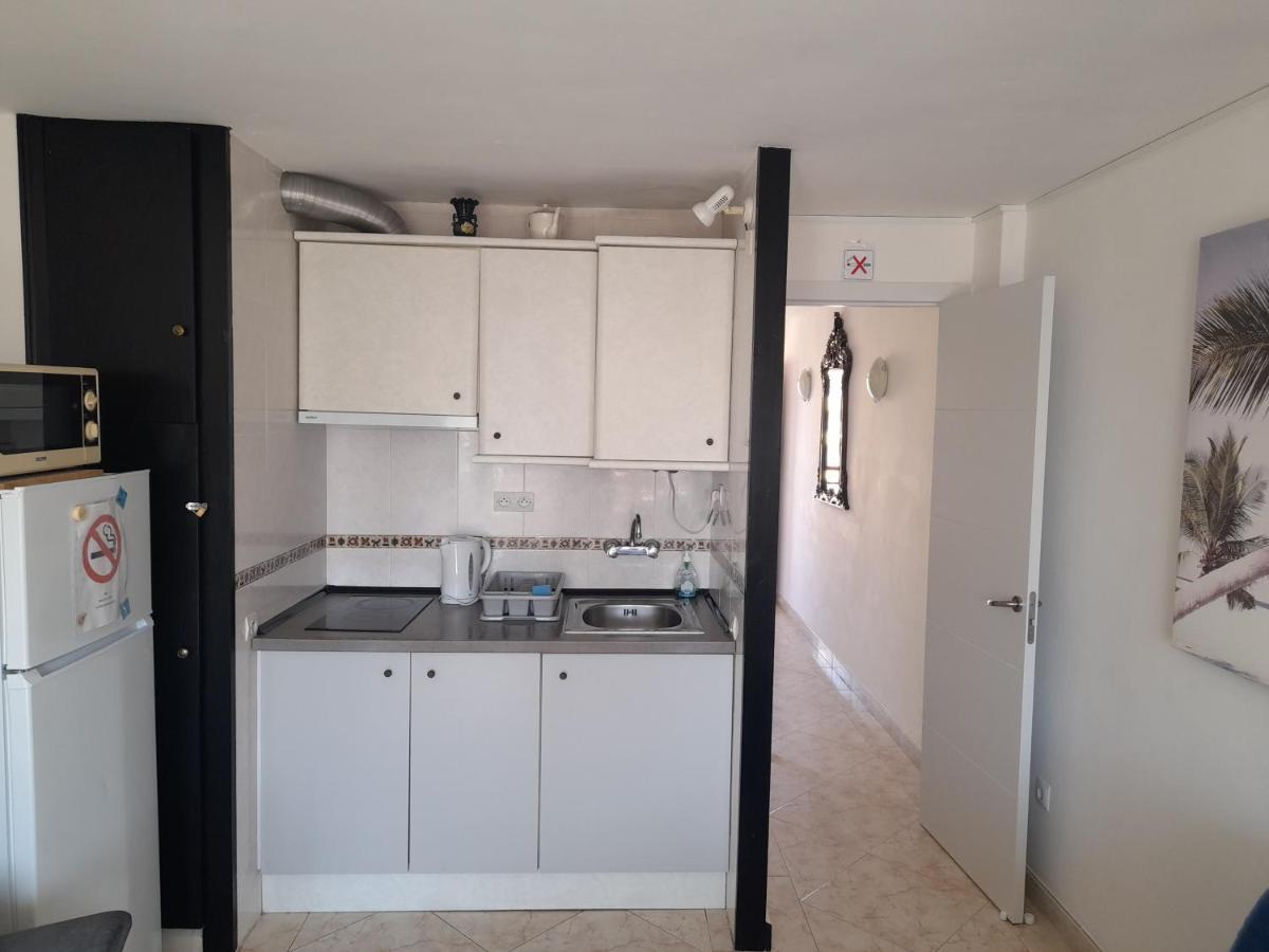 Sea View In Rincon De Loix- Free Parking, Pool, Wi-fi, New Air Conditioning * Benidorm