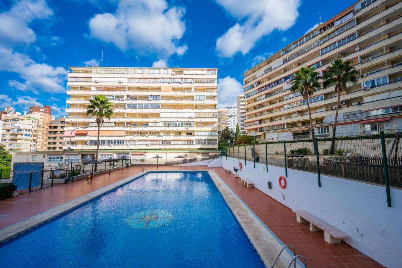 Apartment Beautiful Parque Loix 4 Bedroom Shared Pool, Tennis Court
