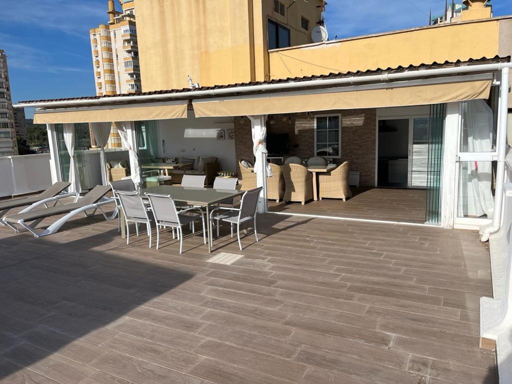 Atico Con Enorme Terraza Y Chill Out Particular Benidorm