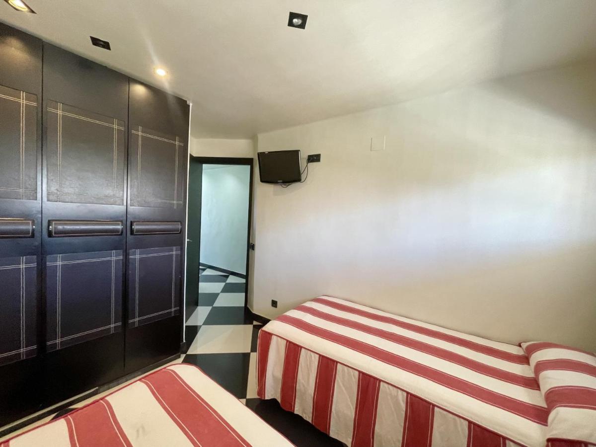 Apartment Tor Maraya Seafront Levante *