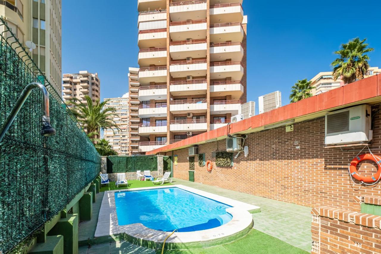 Carlos V 2-a Levante Benidorm