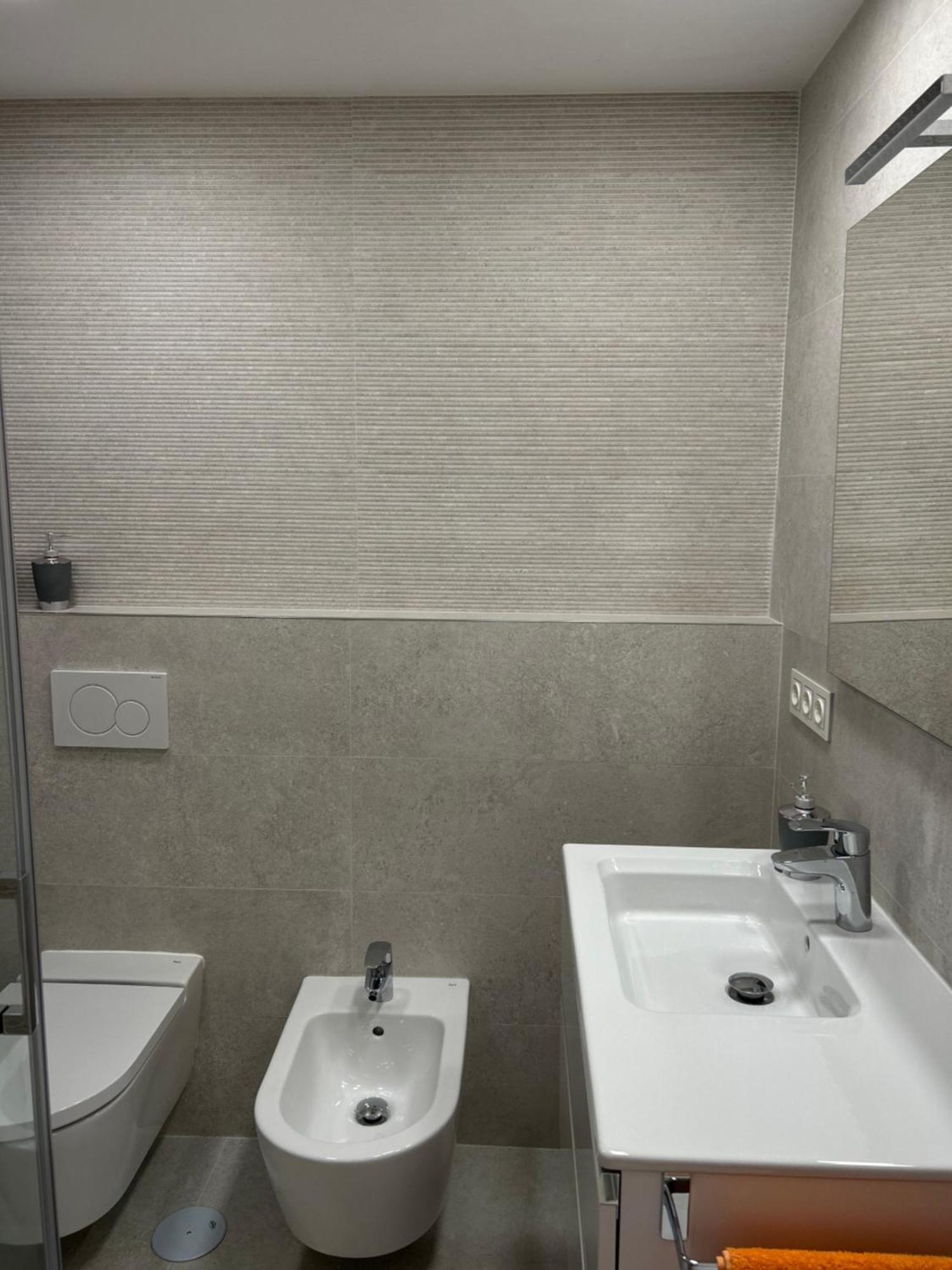 Atico Con Enorme Terraza Y Chill Out Particular Appartement