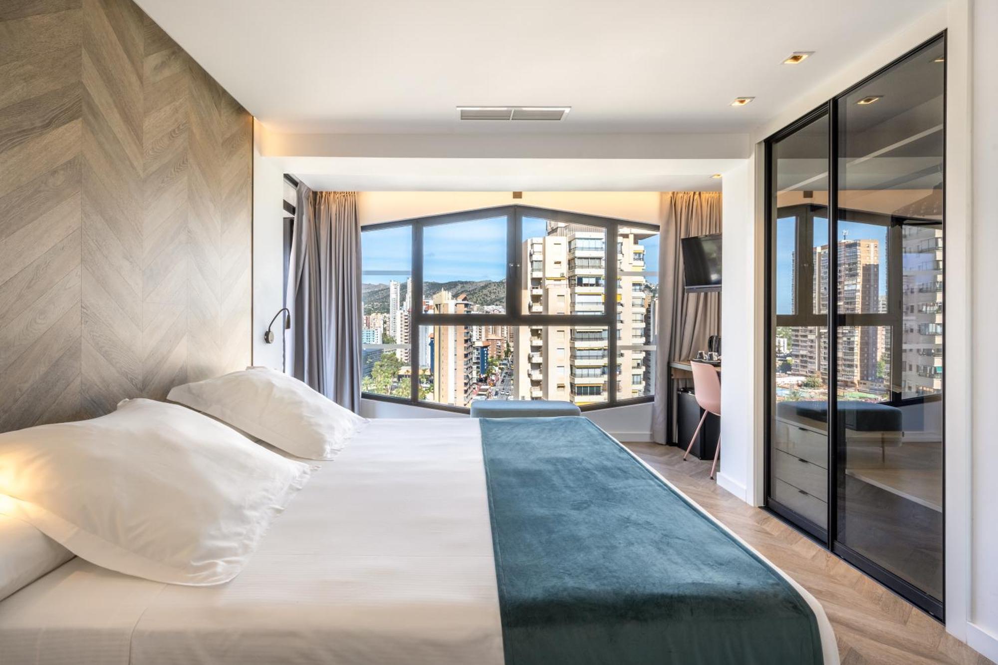 Apartahotel Complejo Belroy 4* Sup Benidorm