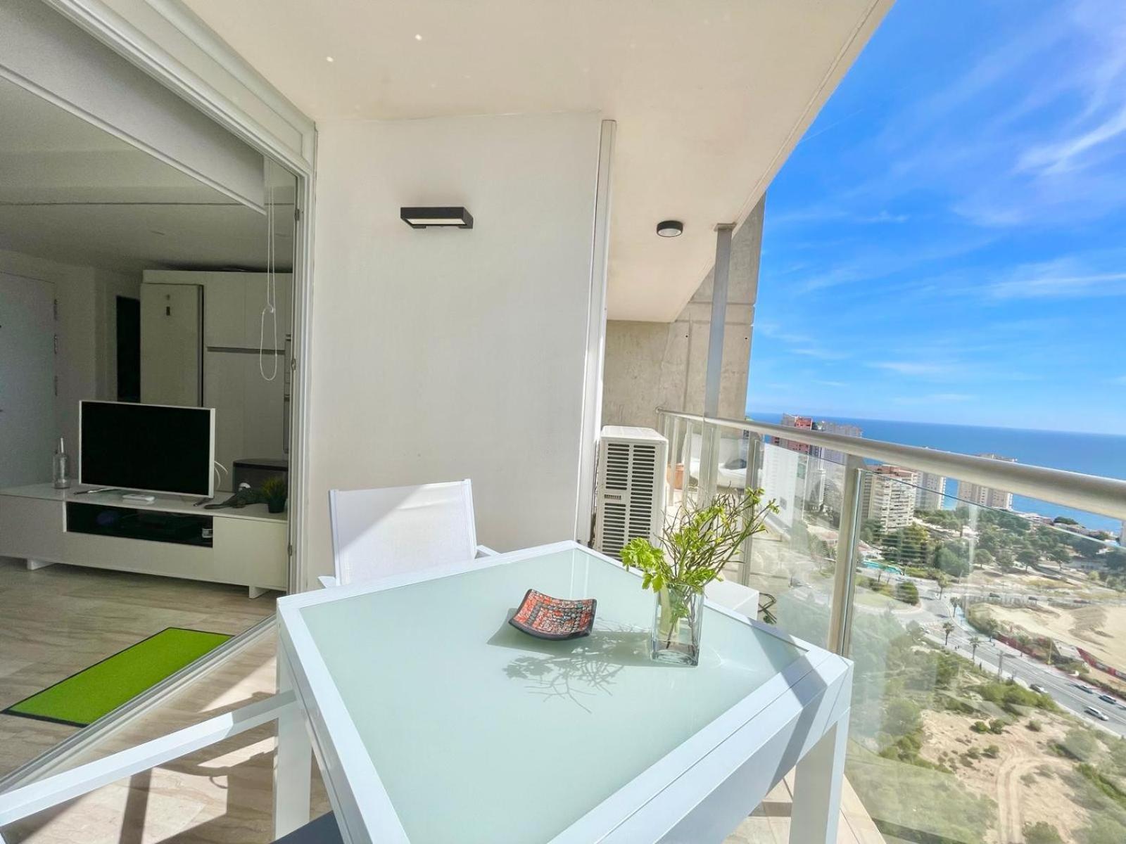 Poniente Lux