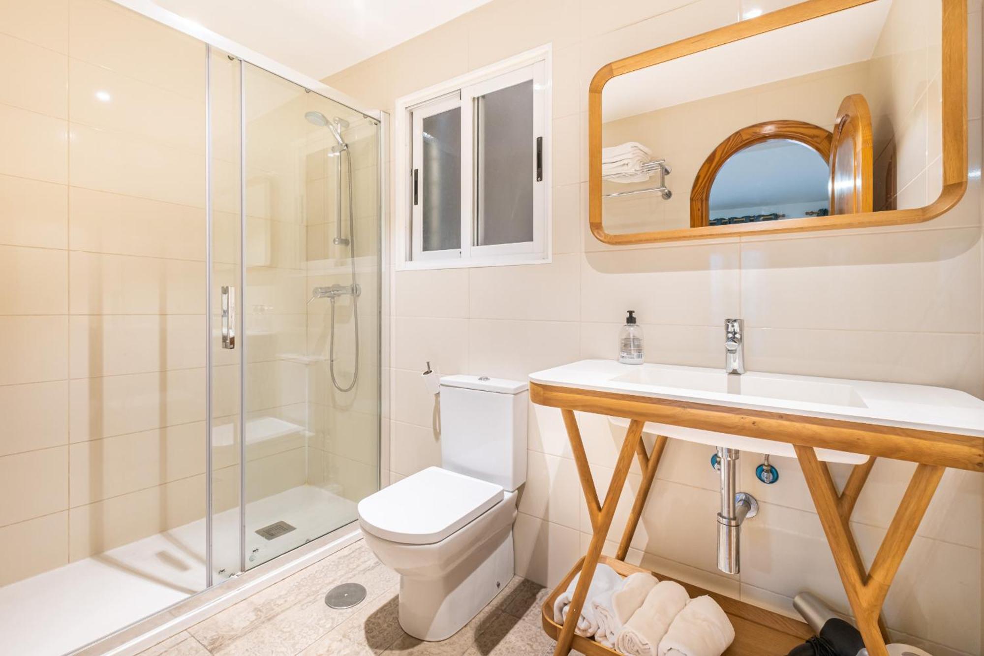 El Castell Old-town Apartment *