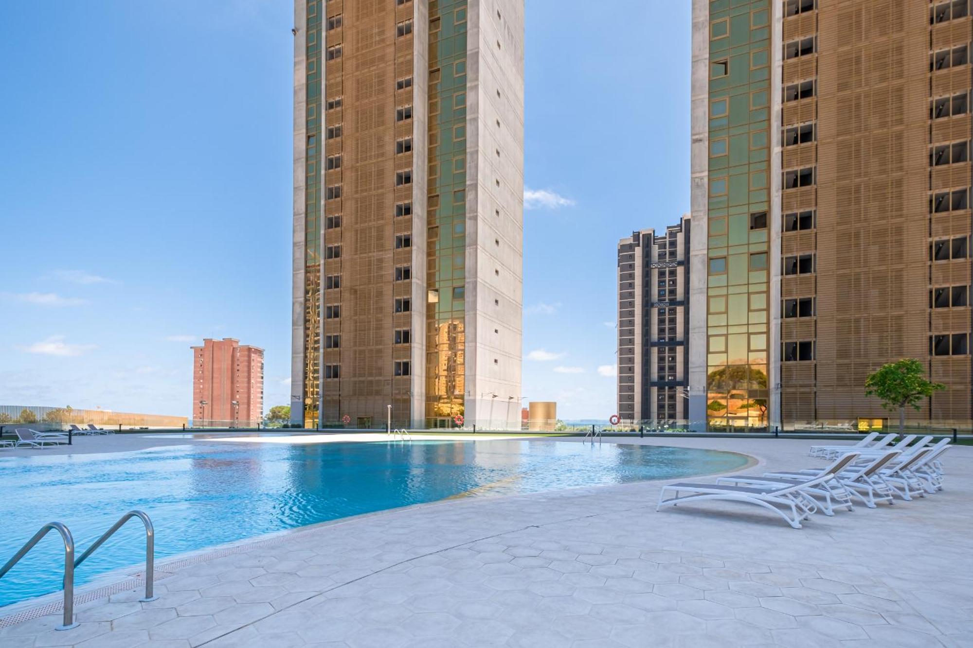Intempo Deluxe 33-a Sky Poniente Beach Benidorm