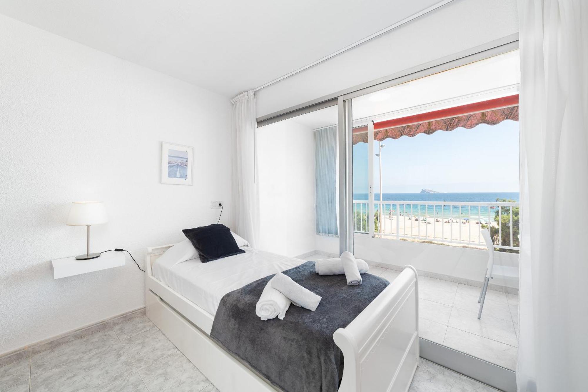 Luxury Primerisima Linea Playa Poniente Con 6,5 Mts De Vistas Frontales Al Mar