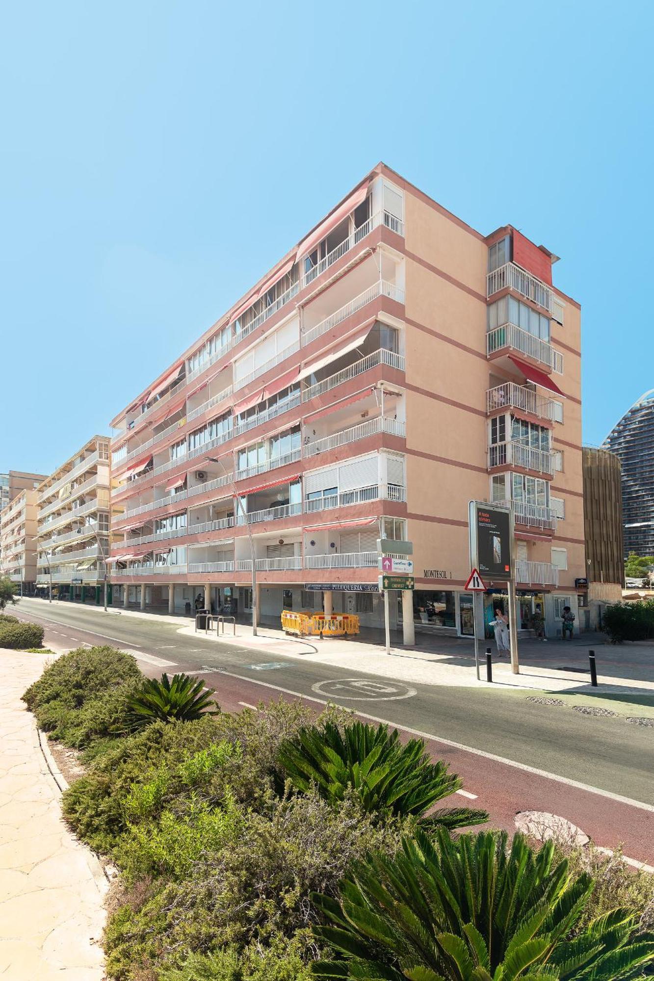 Apartment Luxury Primerisima Linea Playa Poniente Con 6,5 Mts De Vistas Frontales Al Mar