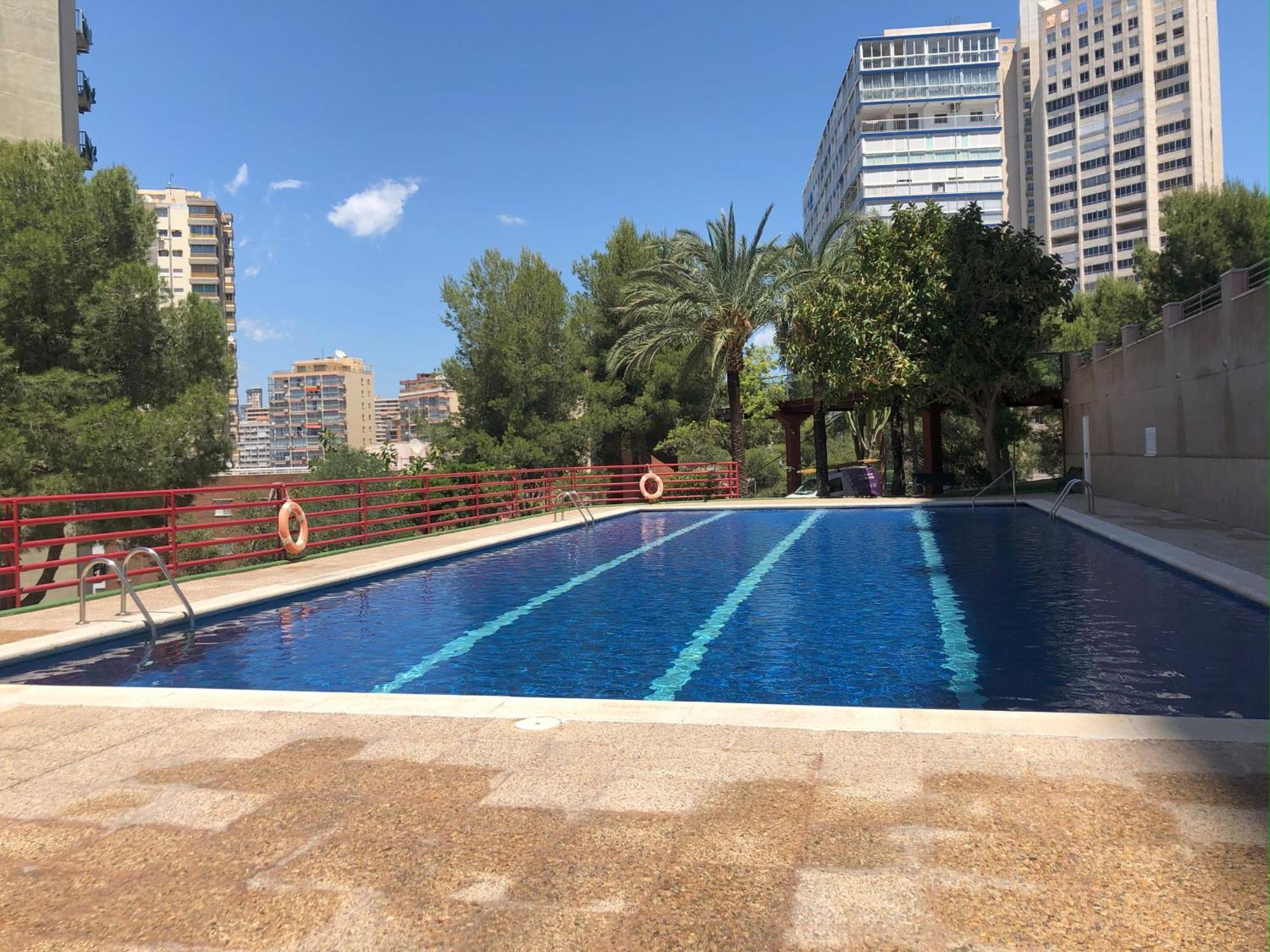 Dos Piscina Y Parking - Vistas Al Mar Benidorm