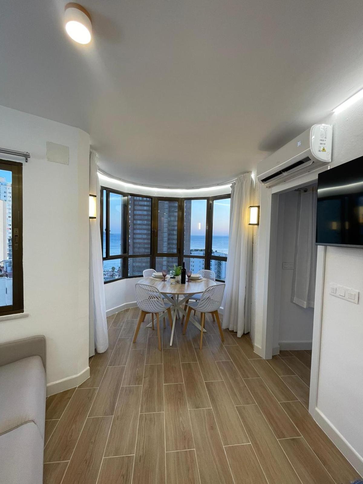 Panoramic Apartment *