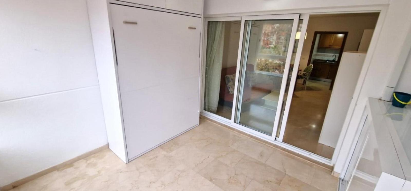 Gemelos 22-3-2 Apartamento Benidorm