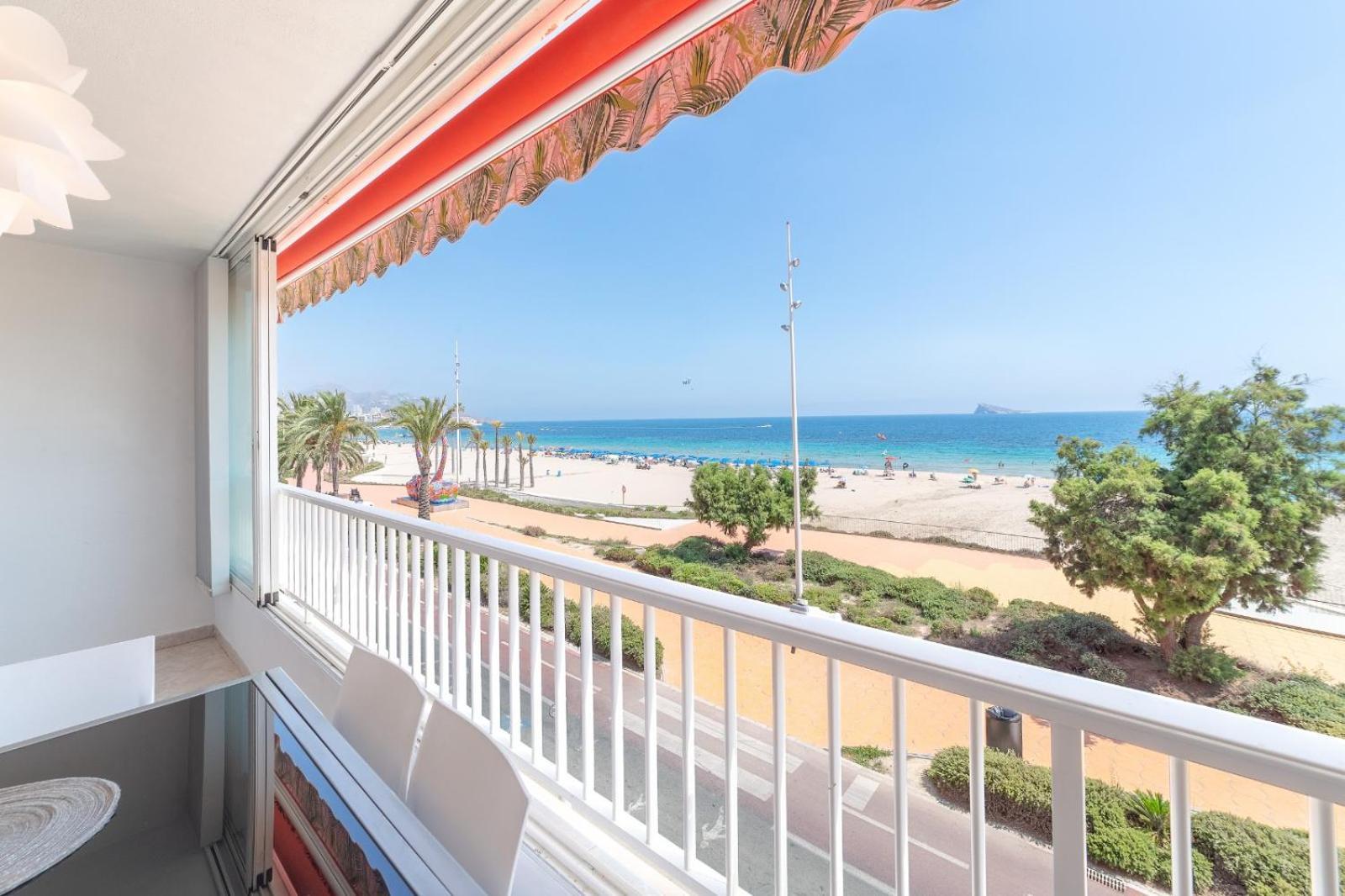 Luxury Primerisima Linea Playa Poniente Con 6,5 Mts De Vistas Frontales Al Mar Apartment *