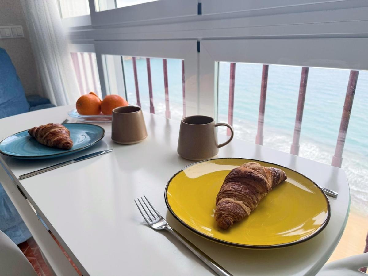Beachfront With Garage Apartamento
