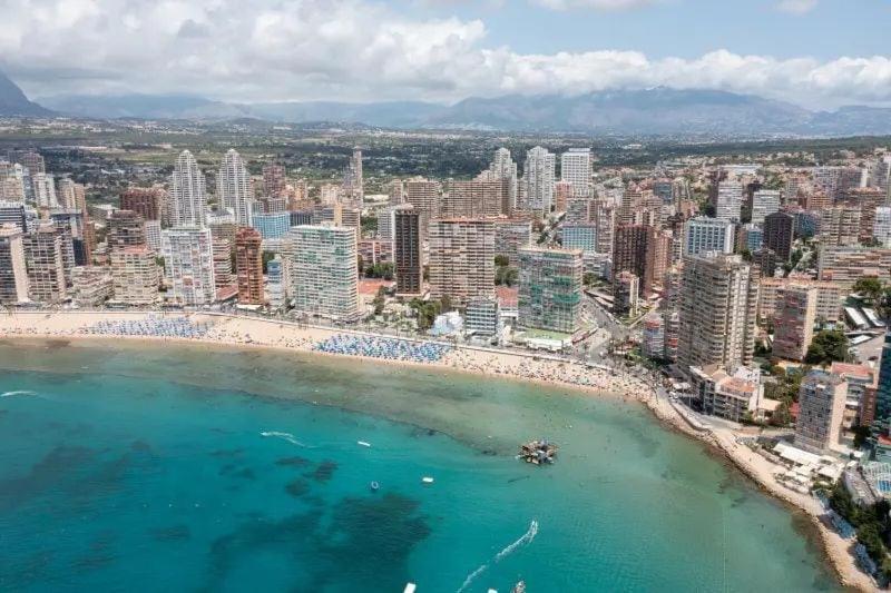 Beachfront With Garage Apartamento