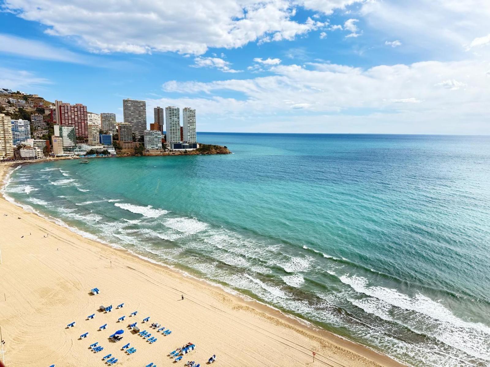 Beachfront With Garage Apartamento *