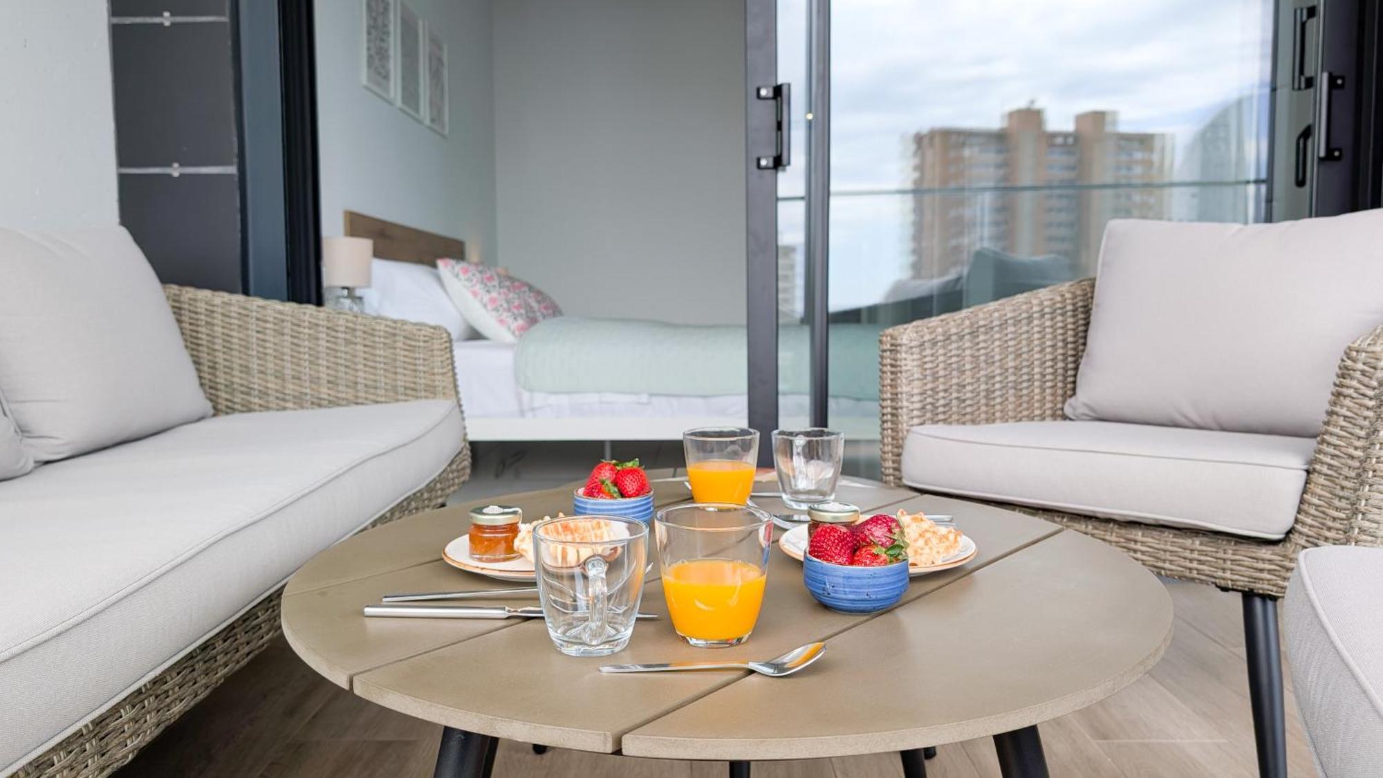 Sunny Apartment *