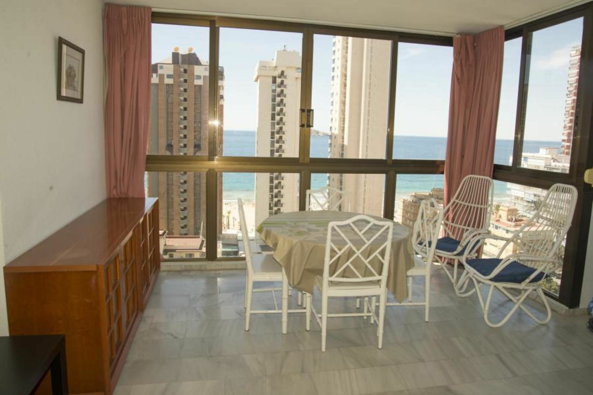 In Benidorm, Alicante 103103 By Mo