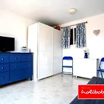 Playmon Park Apartment