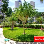 Playmon Park Apartment